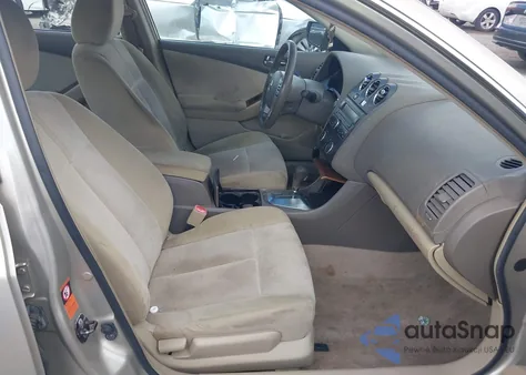 2009 Nissan Altima 2.5 S from USA, damaged, VIN 1N4AL21E49C193563